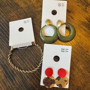 GAP NWT Boho Jewelry Bundle Statement Earrings + Twisted Rope Bracelet Gold Tone